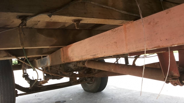 **60,000 บ.ต่อรอง**ขาย แต๋น4ล้อ ราคาถูก เครื่อง YANMAR S16T เครื่องดีสตาร์ทติดง่าย แรงดี ช่วงล่าง ดี เกียร์ดี คัสซีหน้า4 สวยไม่มีปะไม่มีดาม กระบะพื้นไม้ข้างไม้ สภาพดี ไม่ผุ ยาวพิเศษ 4.20ม. พ.ธรรมดา ยางดี4เส้น รถจอดนานแล้วต้องเช็คครับ ขนอ้อย ขนไม้ ดีมากๆ ด