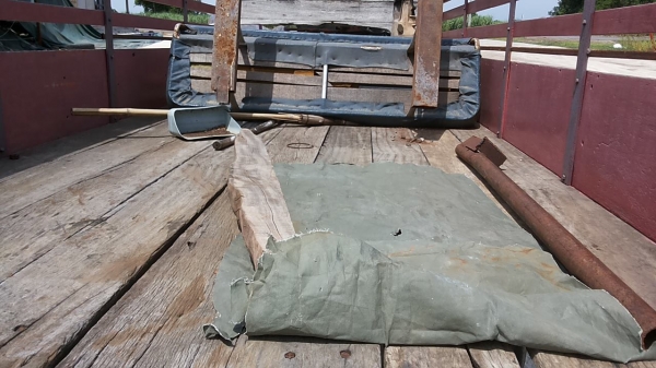 **60,000 บ.ต่อรอง**ขาย แต๋น4ล้อ ราคาถูก เครื่อง YANMAR S16T เครื่องดีสตาร์ทติดง่าย แรงดี ช่วงล่าง ดี เกียร์ดี คัสซีหน้า4 สวยไม่มีปะไม่มีดาม กระบะพื้นไม้ข้างไม้ สภาพดี ไม่ผุ ยาวพิเศษ 4.20ม. พ.ธรรมดา ยางดี4เส้น รถจอดนานแล้วต้องเช็คครับ ขนอ้อย ขนไม้ ดีมากๆ ด