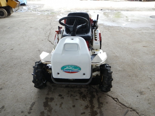 ขายรถตัดหญ้า OREC RM85B 13แรง พร้อมใช้งาน ขายรถตัดหญ้า OREC RM85B 13แรง พร้อมใช้งาน