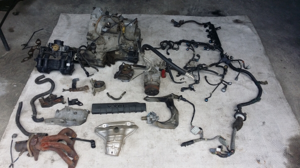 แยกอะไหล่ เครื่อยนต์ D17AVtec  หลายอย่างคับ