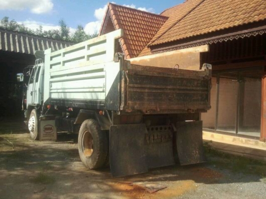 ISUZU FSR 195  รถสวยมากค่ะ