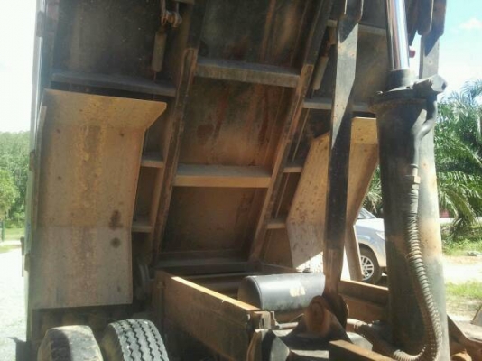 ISUZU FSR 195  รถสวยมากค่ะ