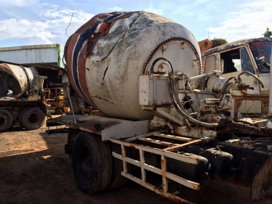 ขายรถสิบล้อ มิกซ์ปูน