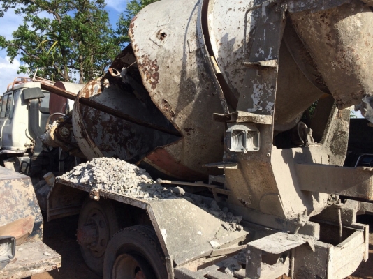 ขายรถสิบล้อ มิกซ์ปูน