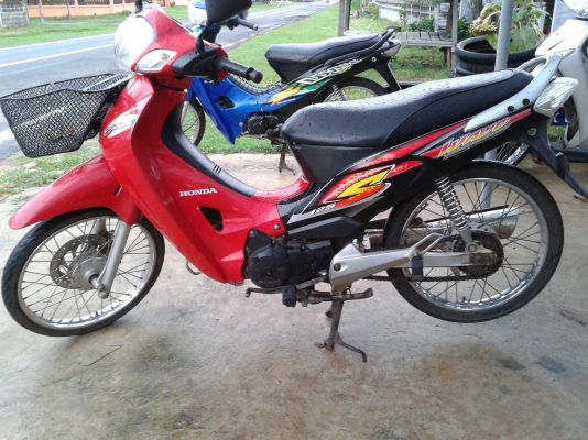 เวฟ 125 ไมล์ดิจิตอล   10500 บาท