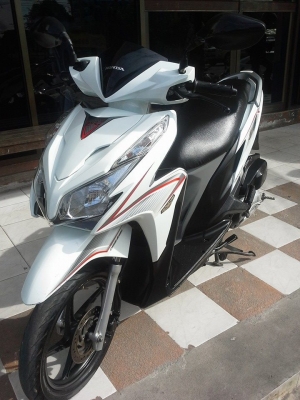 รุ่นใหม่ล่าสุด Honda Click 125i รุ่น idling stop ตัวท๊อป (ล้อแม็กซ์) รถอย่างสวยมีสไตล์ รุ่นใหม่ล่าสุด Honda Click 125i รุ่น idling stop ตัวท๊อป (ล้อแม็กซ์) รถอย่างสวยมีสไตล์