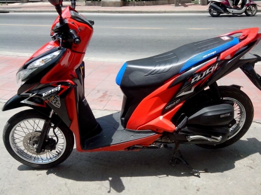 ขาย Honda Click 125 i ปี 55 สภาพเครื่องเดิมๆ เล่มพร้อมโอน