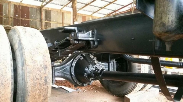 ขายหกล้อใหญ่ ISUZU FTR/11L เครื่อง 6BD1 165 แรง คัสซีสวย เครื่องดีมาก  ไม่มีหัว เบียนแจ้ง ม.79 ครับ