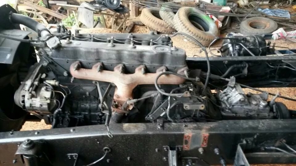 ขายหกล้อใหญ่ ISUZU FTR/11L เครื่อง 6BD1 165 แรง คัสซีสวย เครื่องดีมาก  ไม่มีหัว เบียนแจ้ง ม.79 ครับ