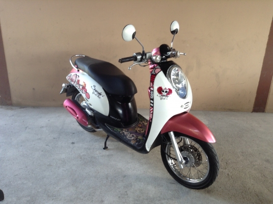 ขาย!!! สกู๊ปปี้ไอ ปี54 รถเครื่องดีคับ ทะเบียนครบ ภาษีไม่หมด