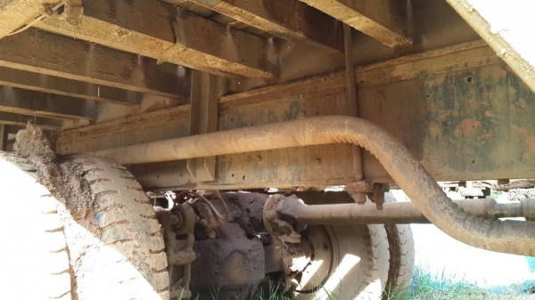 10ล้อท้ายลาก 2 เพลา เครื่องPE6 ชโล กลาง