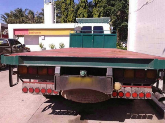 รถอีซูซุ 10 ล้อ พื้นเรียบ  FVM  195 แรงม้า.  ปี 38  สนใจติดต่อ  081 - 6079515