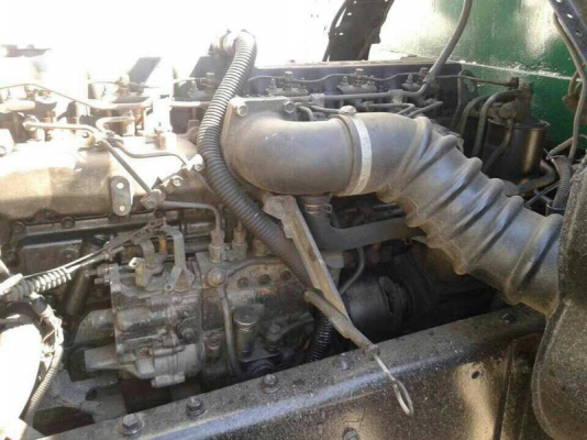 รถอีซูซุ 10 ล้อ พื้นเรียบ  FVM  195 แรงม้า.  ปี 38  สนใจติดต่อ  081 - 6079515