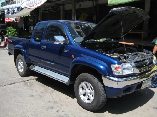 ขาย toyota tiger d4d 2.5 ปี2002 มือเดียวออกห้าง แอร์แบ็ค abs เกียร์ออโต้จากโรงงาน ผู้หญิงใช้ ทะเบียนจอง 3999 รถสวยจัด