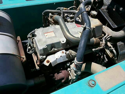 รถแบคโฮ  KOBELCO  200 - YN12  ( รถทำงาน  8,xxx ซม. )  สนใจติดต่อ  081 - 6079515