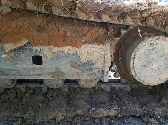 รถแบคโฮ  KOBELCO  200 - YN12  ( รถทำงาน  8,xxx ซม. )  สนใจติดต่อ  081 - 6079515