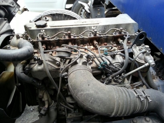 รถอีซูซุ 6 ล้อ ตู้แห้ง  NPR  120 แรงม้า.  ( ฝาขาว. )  ปี 41 - 42  ( ขาย 2 คัน. )  สนใจติดต่อ  081 - 6079515