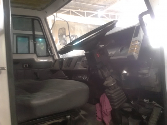 ขายครับ ROCK 160 หัวคัสซี ยาว 7.5 เมตร  วางเครื่องใหม่ 210 แรง ไม่มีใบเสร็จครับ