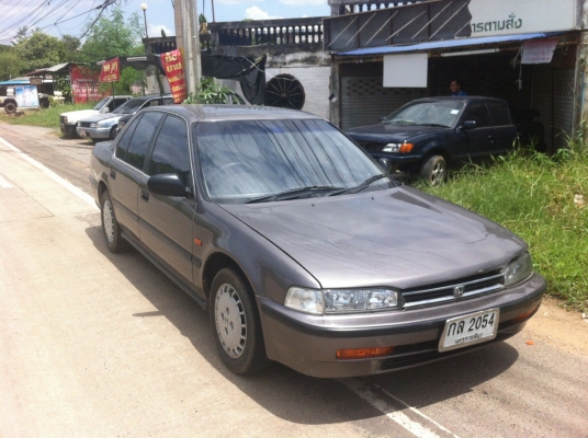 Honda accord ตาเพชร ปี 92 รถบ้านสวยๆ ขายถูกพร้อมส่งทั่วไทย Honda accord ตาเพชร ปี 92 รถบ้านสวยๆ ขายถูกพร้อมส่งทั่วไทย