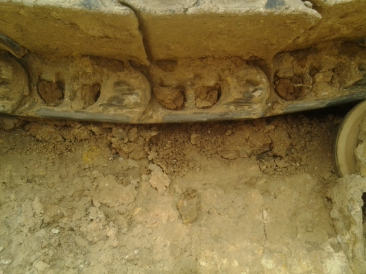 ขายHITACHI  ex200-3 ราคา610000 หรีอจะวาง400,000ก็ได้แล้วส่งต่ออีก ตุอรองได้ครับ