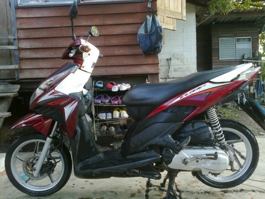 ขายClick i 110 หัวฉีด ปี52 ล้อแม็ก รถบ้านสภาพดี