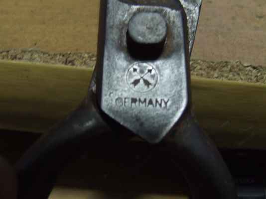 ขายกรรไกรของเยอรมัน  รุ่นใหญ่ ใช้น้อย  สึกน้อย