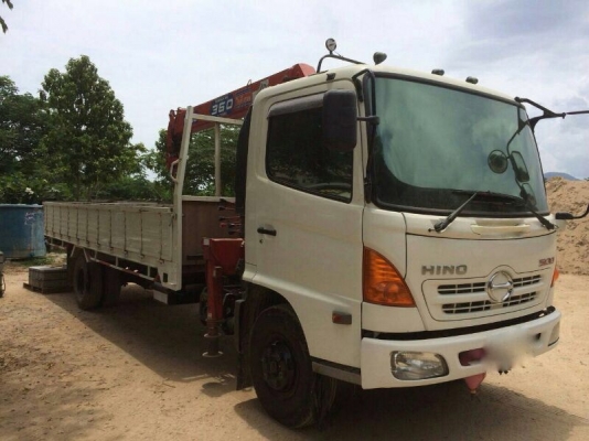 รถฮีโน่ 6 ล้อ FC9J  ( ไม่ดั้ม ) ติดเครน 3.5 ตัน. 175 แรงม้า. ปี 53  สนใจติดต่อ  081 - 6079515