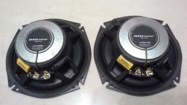 ลำโพง Alpine ขนาด 6.5" แกนร่วมสามทาง เสียงดีใสๆ เบสแน่นๆ