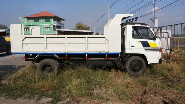 ***ขายแล้วครับขอบคุณ Truck2hand ขาย6ล้อดั๊มดินสวยๆ ISUZU 115 ห้างแท้ตัวแรกปี33 (คัสซี7xxx) เกียร์ยาว เครื่อง4BD1 115เครื่องดี แน่นแรง ช่วงล่างFหลัง หน้า6น็อต คัสซีดีสวยไม่ปะไม่ดาม กระบะดั๊มเหล็ก3.60ม.สภาพสวยพื้นสวยข้างสวย ดั๊มยิงหลัง หัวเก๋งสวยภายในดีคอนโ ***ขายแล้วครับขอบคุณ Truck2hand ขาย6ล้อดั๊มดินสวยๆ ISUZU 115 ห้างแท้ตัวแรกปี33 (คัสซี7xxx) เกียร์ยาว เครื่อง4BD1 115เครื่องดี แน่นแรง ช่วงล่างFหลัง หน้า6น็อต คัสซีดีสวยไม่ปะไม่ดาม กระบะดั๊มเหล็ก3.60ม.สภาพสวยพื้นสวยข้างสวย ดั๊มยิงหลัง หัวเก๋งสวยภายในดีคอนโ