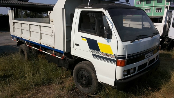 ***ขายแล้วครับขอบคุณ Truck2hand ขาย6ล้อดั๊มดินสวยๆ ISUZU 115 ห้างแท้ตัวแรกปี33 (คัสซี7xxx) เกียร์ยาว เครื่อง4BD1 115เครื่องดี แน่นแรง ช่วงล่างFหลัง หน้า6น็อต คัสซีดีสวยไม่ปะไม่ดาม กระบะดั๊มเหล็ก3.60ม.สภาพสวยพื้นสวยข้างสวย ดั๊มยิงหลัง หัวเก๋งสวยภายในดีคอนโ ***ขายแล้วครับขอบคุณ Truck2hand ขาย6ล้อดั๊มดินสวยๆ ISUZU 115 ห้างแท้ตัวแรกปี33 (คัสซี7xxx) เกียร์ยาว เครื่อง4BD1 115เครื่องดี แน่นแรง ช่วงล่างFหลัง หน้า6น็อต คัสซีดีสวยไม่ปะไม่ดาม กระบะดั๊มเหล็ก3.60ม.สภาพสวยพื้นสวยข้างสวย ดั๊มยิงหลัง หัวเก๋งสวยภายในดีคอนโ