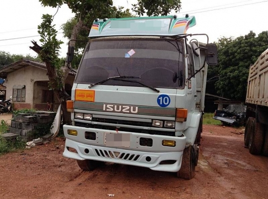 ISUZU FXZ 240  ขายสด 1,100,000 บาทค่ะ