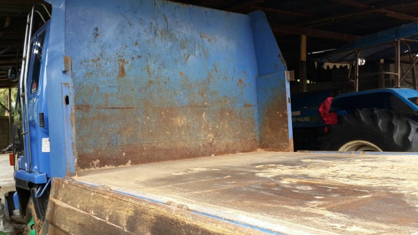 ขายดัมพ์195 6HE1 แชชซีFRR32JB ยาง8.25R16 สภาพพร้อมใช้งาน เครื่องดีแชชซีสวย เอกสารพร้อมโอน พ เพาเวอรื เบรคทิ๊ฟฟี่