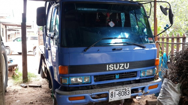 ขายดัมพ์195 6HE1 แชชซีFRR32JB ยาง8.25R16 สภาพพร้อมใช้งาน เครื่องดีแชชซีสวย เอกสารพร้อมโอน พ เพาเวอรื เบรคทิ๊ฟฟี่