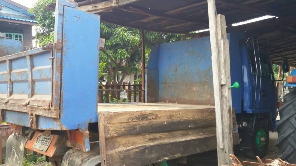 ขายดัมพ์195 6HE1 แชชซีFRR32JB ยาง8.25R16 สภาพพร้อมใช้งาน เครื่องดีแชชซีสวย เอกสารพร้อมโอน พ เพาเวอรื เบรคทิ๊ฟฟี่