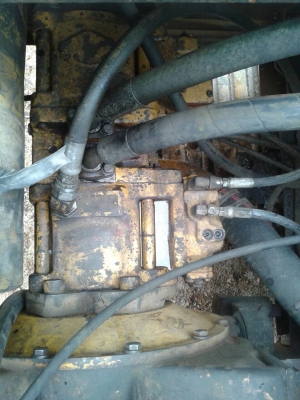 KOMATSU PC200-3  ขายด่วน 380,000 บาทค่ะ