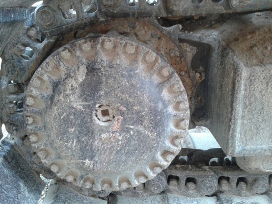 KOMATSU PC200-3  ขายด่วน 380,000 บาทค่ะ