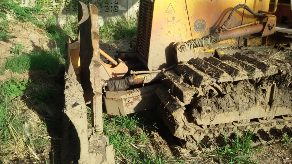 ขาย KOMATSU D21P-7E พร้อมเทลเลอร์ 6 ล้อ ขาย KOMATSU D21P-7E พร้อมเทลเลอร์ 6 ล้อ