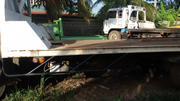 ขาย KOMATSU D21P-7E พร้อมเทลเลอร์ 6 ล้อ ขาย KOMATSU D21P-7E พร้อมเทลเลอร์ 6 ล้อ