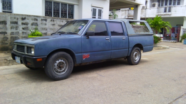 49000 บาท อีซูซุ 4 ประตู เกียรออโต้ ติดแก็สแล้ว