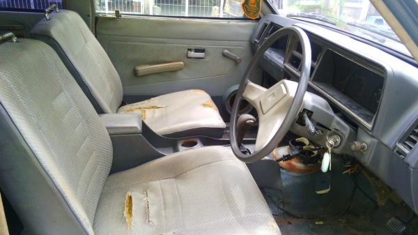 49000 บาท อีซูซุ 4 ประตู เกียรออโต้ ติดแก็สแล้ว 49000 บาท อีซูซุ 4 ประตู เกียรออโต้ ติดแก็สแล้ว