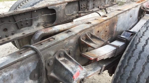 **460,000 บ.ต่อรอง**ขายหัวคัสซี6ล้อประกอบ ช่วงยาว HINO FF2HMA HO6C Bointer 205HP เครื่องแน่นแรงๆ เกียร์HO เข้าง่ายไม่มีหลุด ช่วงล่างใหญ่ คัสซีใหญ่เดิมๆ ไม่ปะไม่ดาม มีสนิมบ้างช่วงปลายแต่ไม่ผุ ยาว6.00ม. หัวเก๋งดีไม่ผุ ภายในดีคอนโซลดี พ.พาวเวอร์ เบรคทริฟฟี่