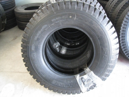 ยางใหม่รถบรรทุก บริสโตน ดีสโตน ราคาถูกครับ
