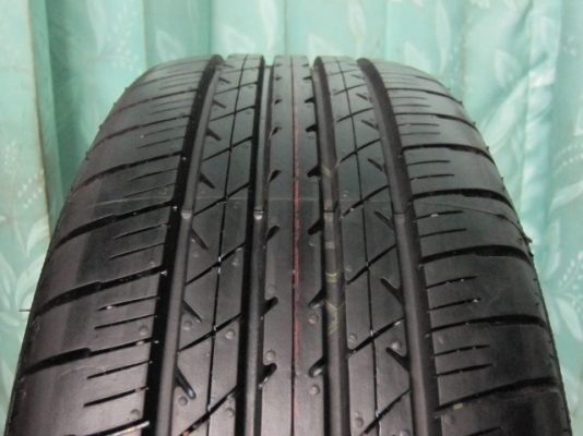 ขายล้อแม็กป้ายแดง VIOS ตัว TOP ขอบ 16 พร้องยางปี 14 สภาพใหม่ๆ