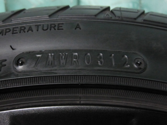 ขายล้อแม็ก Mazda 2 พร้อมยางขอบ 16 สภาพสวยๆ ขายล้อแม็ก Mazda 2 พร้อมยางขอบ 16 สภาพสวยๆ