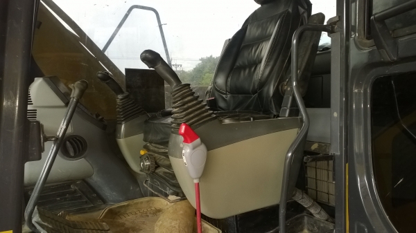 PC130-8 รถสวย..เดิมๆ ใช้3800ชม ปี*53.รถเกือบ4ปี..เอกสารชุดจดทะเบียนครบ..ขึ้นเล่มได้่ลย PC130-8 รถสวย..เดิมๆ ใช้3800ชม ปี*53.รถเกือบ4ปี..เอกสารชุดจดทะเบียนครบ..ขึ้นเล่มได้่ลย