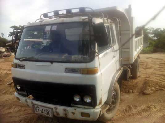 ขายรถหกล้อดั้มISUZU  เครื่อง J  165แรง คัชซีสวยดั้มดีเครื่องแน่นพร้อมใช้