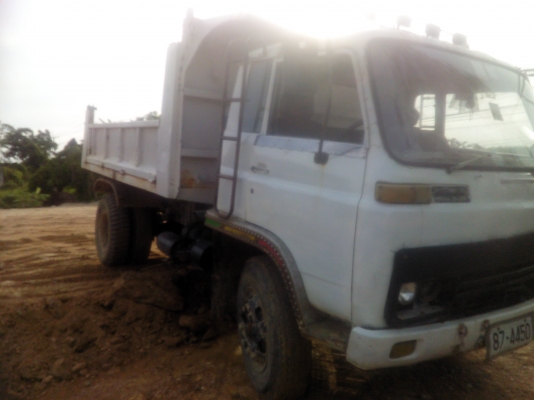 ขายรถหกล้อดั้มISUZU  เครื่อง J  165แรง คัชซีสวยดั้มดีเครื่องแน่นพร้อมใช้