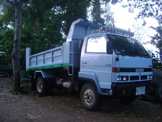 6 ล้อดั้ม ISUZU NRR 175 แรง