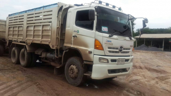 ขายด่วนHINO MECA 320ปี2550แม่ลูกๆสามเพลาสภาพสวยพร้อมใช้ราคาไม่แพงโทร0843923995