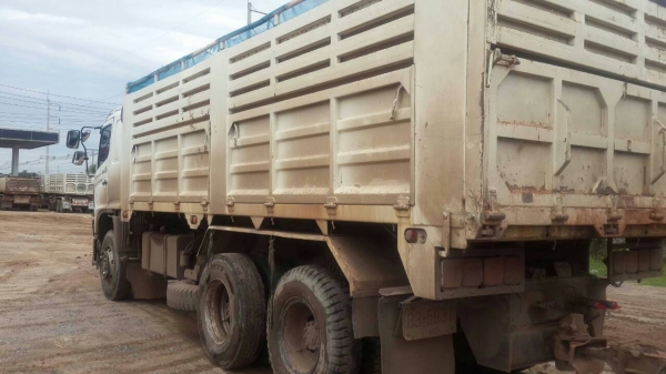 ขายด่วนHINO MECA 320ปี2550แม่ลูกๆสามเพลาสภาพสวยพร้อมใช้ราคาไม่แพงโทร0843923995